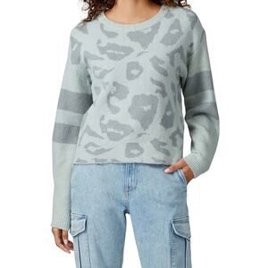 John+Jenn Women's Finn Animal Print Sweater Medium Light Blue Gray